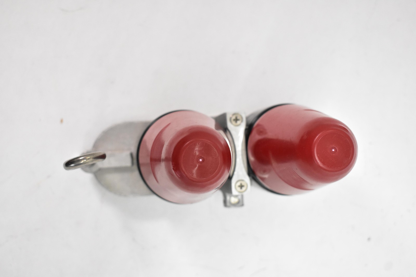 Hubbell IS200FT Loadbreak Connector 15kV 25/28kV 200A Feed-Thru Red Black
