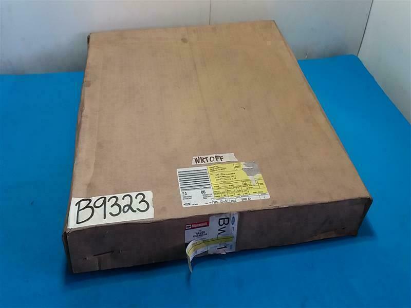 Ford F85Z-8600-AA F85Z8600AA Fan Asy