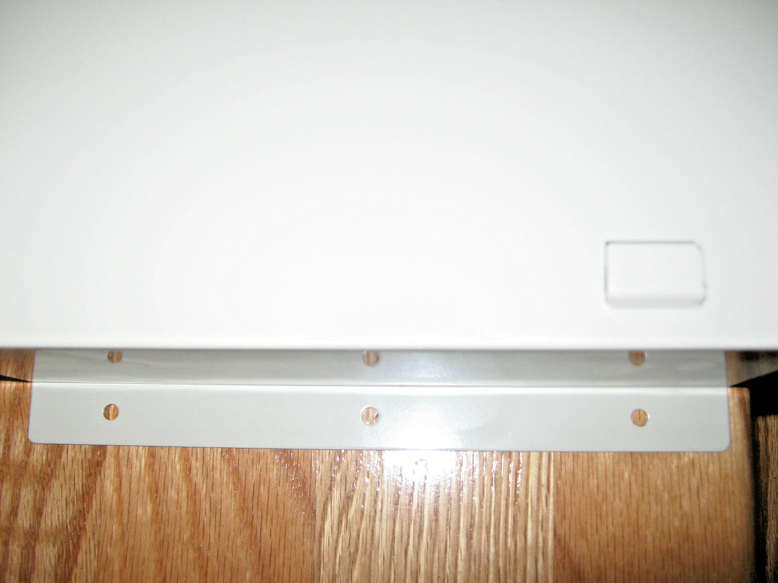 BELDEN/CDT – A0275397 – QHJ6A – BIX WIRE DISPENSER – BEIGE