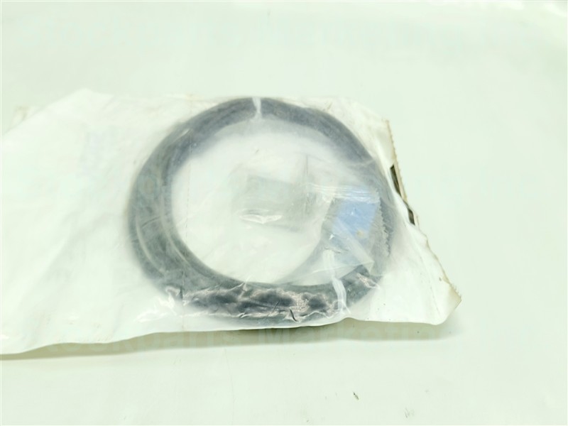 Lot 2pcs. Sick GL6-P1112S84 1094532 Photoelectric Switch Sensor NNB