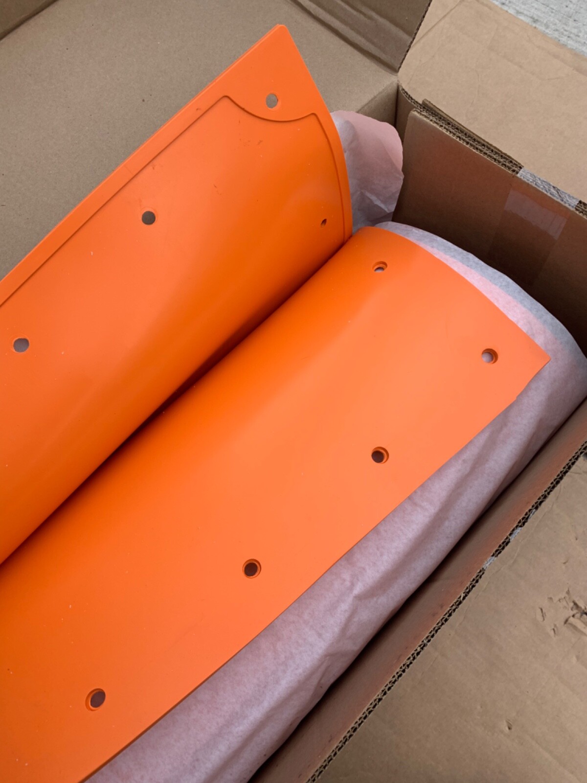 (6) New in Box Hubbell Chance C4060348 class 4 slotted blankets