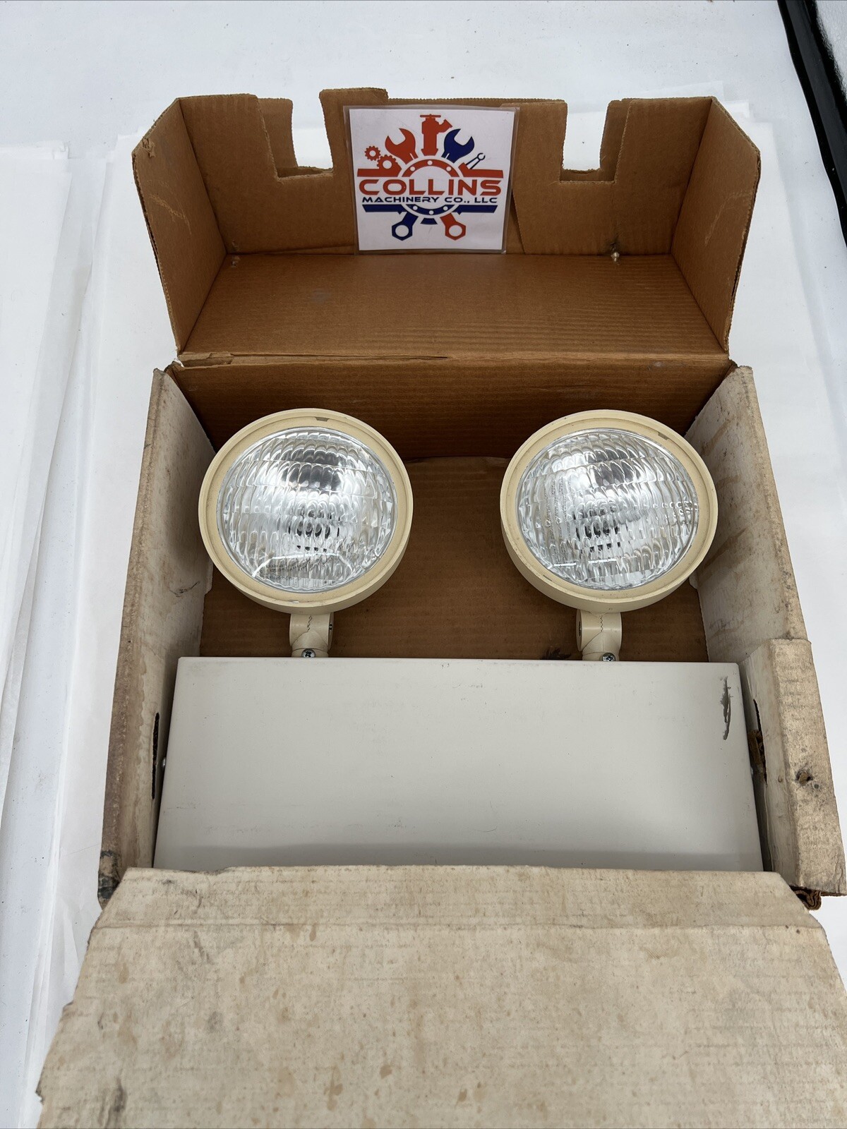 COOPER Sure-lights 5VC07 Flood Lights NOS, 120/277V, Made In USA