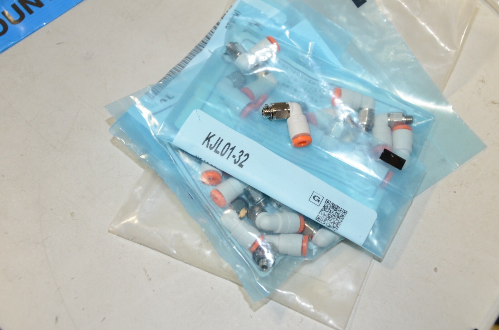 SMC KQL03-34S KJL01 KJL03 KQ2E03 KJS01 KQ2T01 KQH07 MP5 KQ2E11 KJS01 Air Fitting