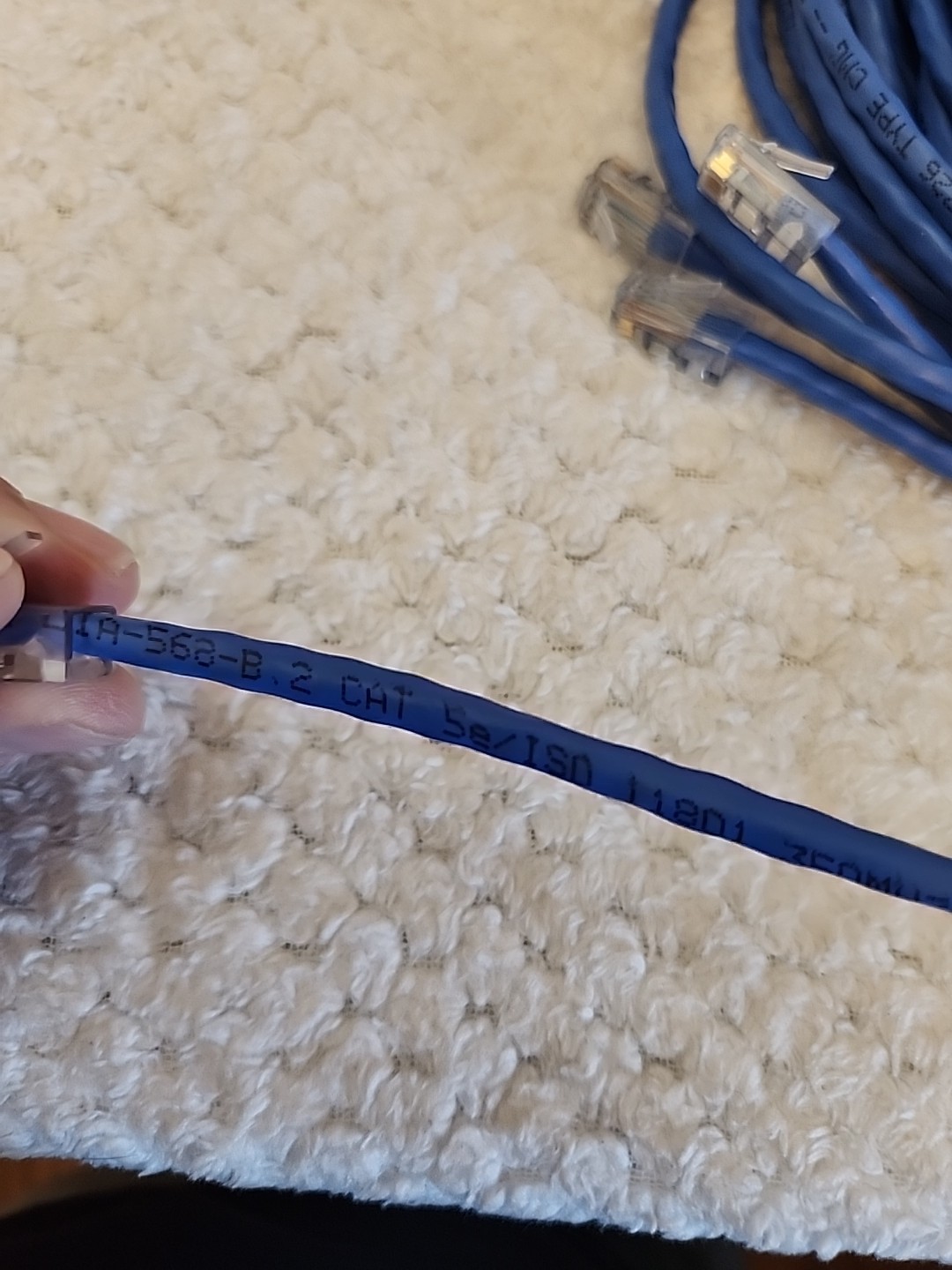 Quabbin 5506 DataMax Patch Cable Cat5E 24 AWG 3 Pair 25′ Blue