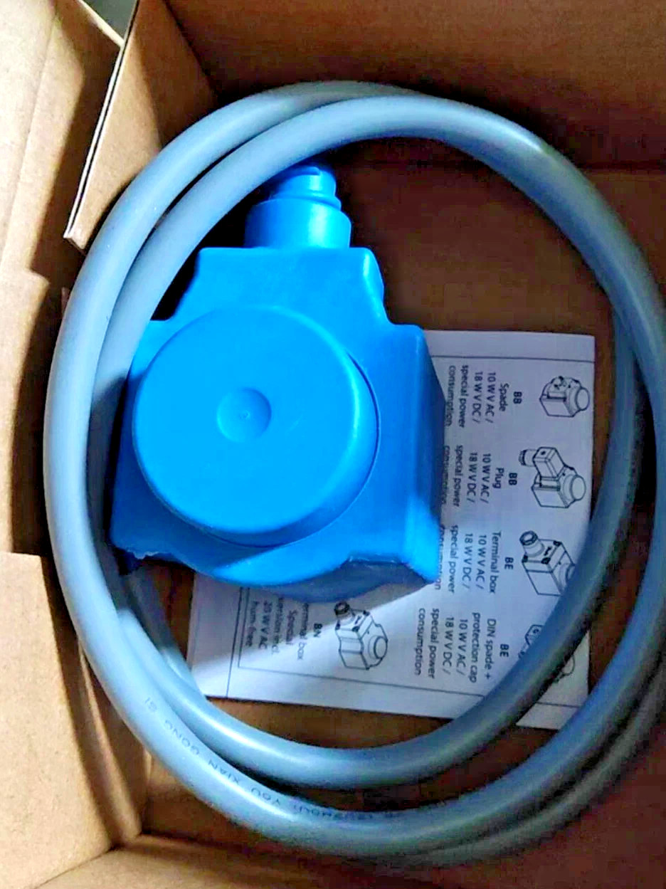2PCS LOT-Danfoss 018F6282 Solenoid coil, BF230CS Cable, 1m- NEW