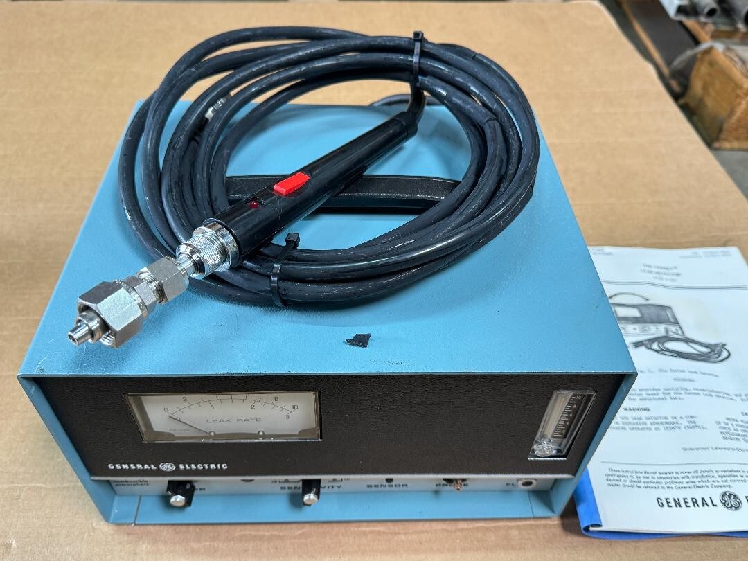 GE GENERAL ELECTRIC INDUSTRIAL HALOGEN LEAK DETECTOR C/N 50-420810HFJK1 TYPE H25