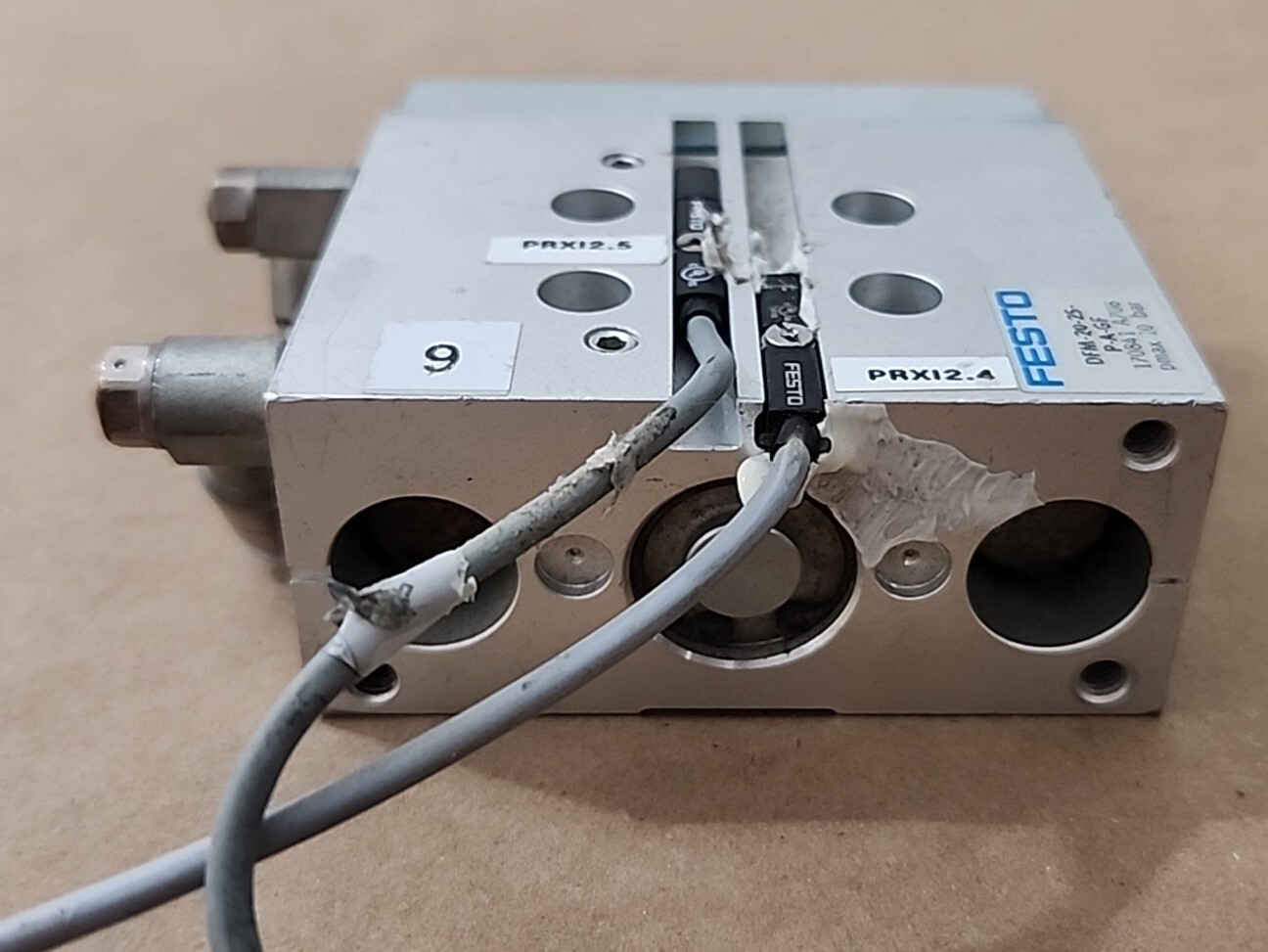 *PREOWNED* Festo DFM-20-25-P-A-GF Pneumatic Linear Slide 20mm Bore + Warranty!