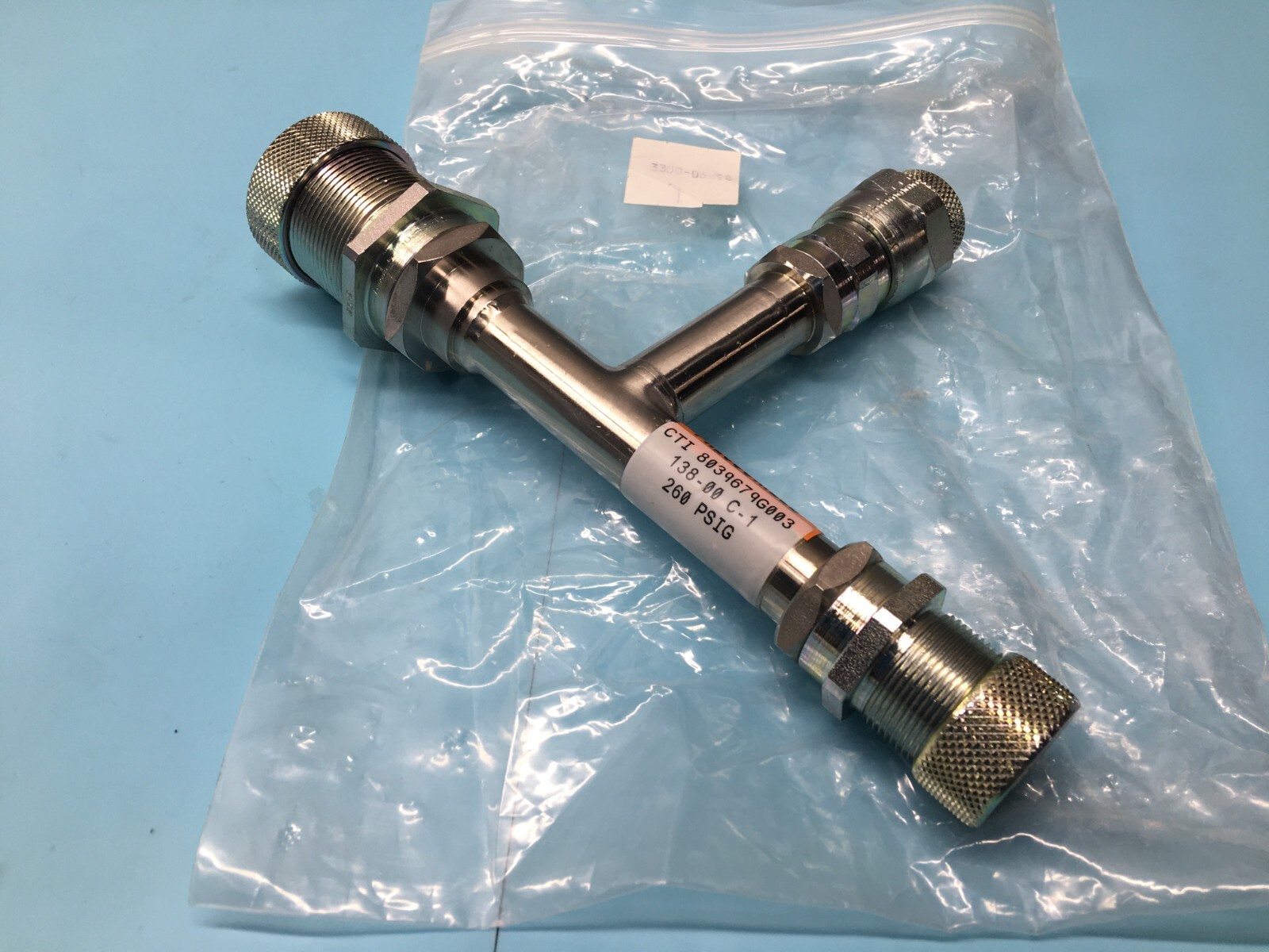 AMAT 3300-05698 CTI 8039679G003 Fitting Aeroquip Adaptor Helium, 1178340