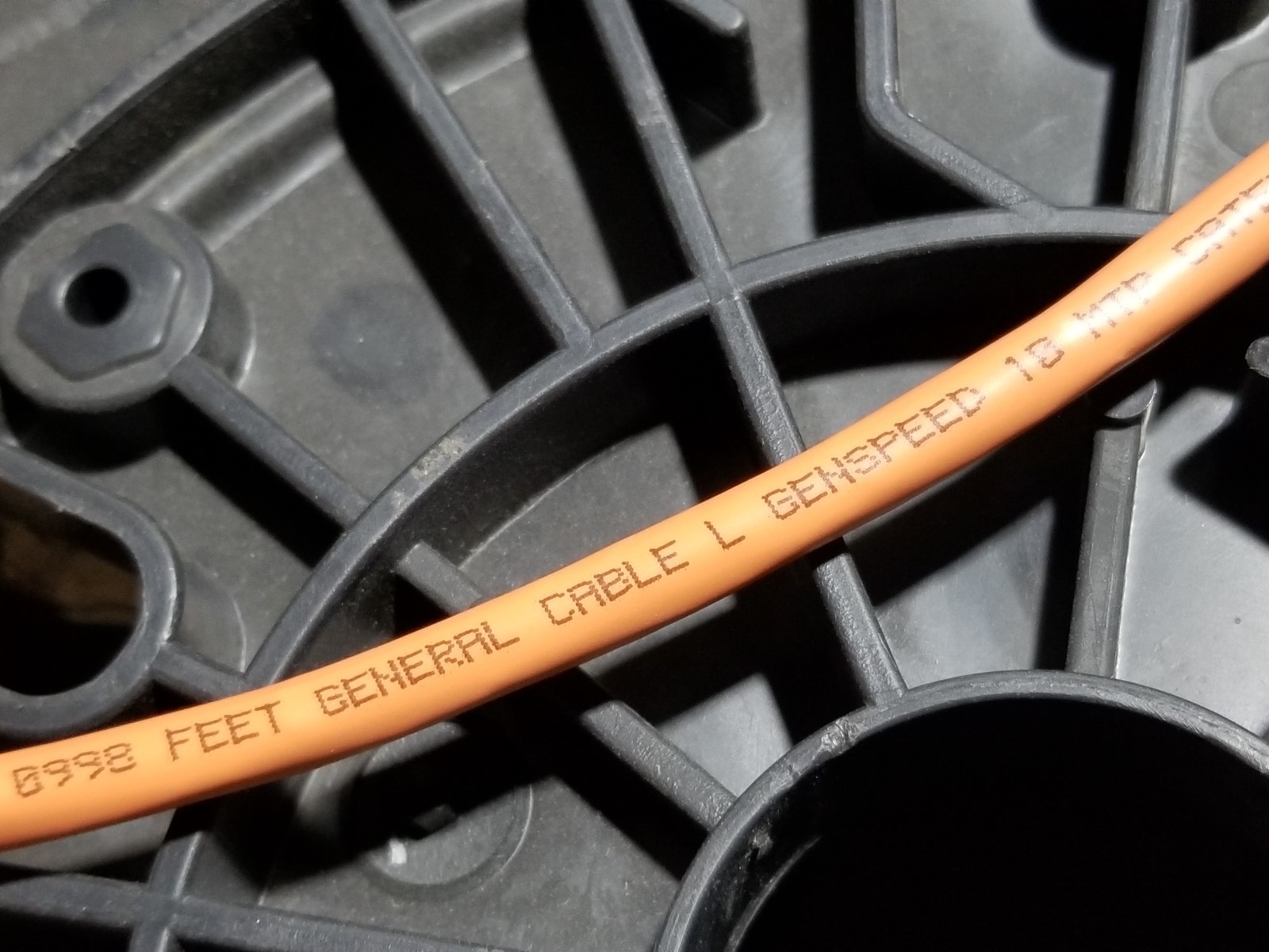 General Cable 7141856 23/4P GenSPEED 10 MTP Cat6A 10GX 10G Plenum Orange /50ft