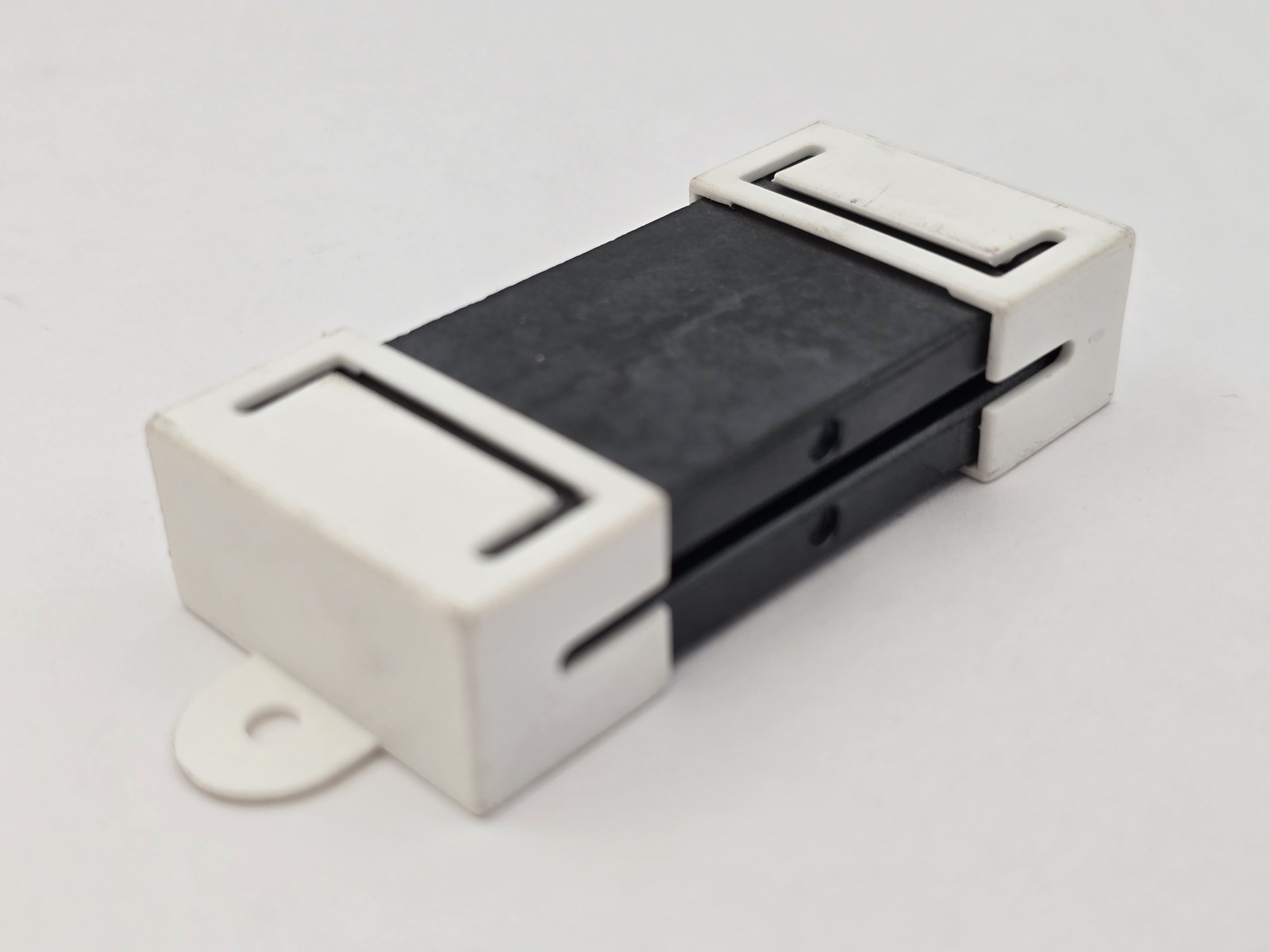 Steward 28S2001-0P0 EMI 280 Ohms at 100 MHz Material Grade 28 Split Ferrite Core