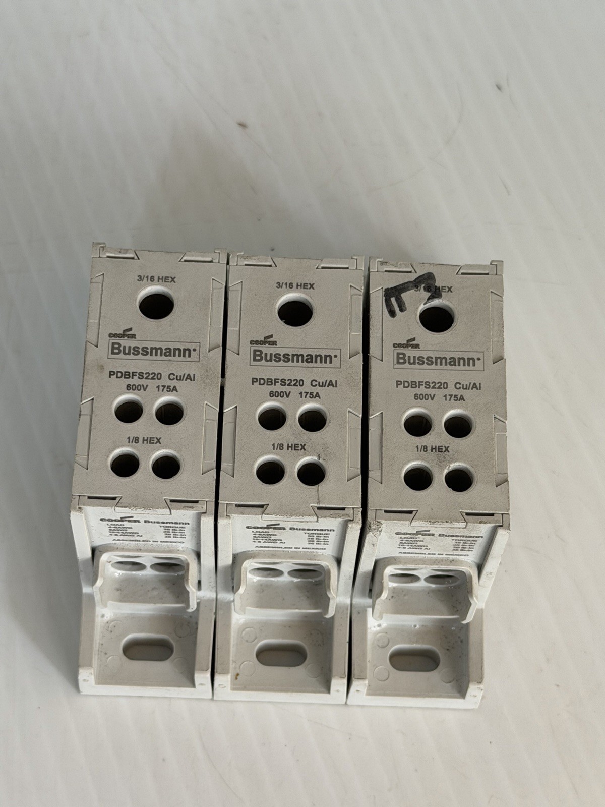 Cooper Bussmann PDBFS220 Power Distribution Block 600V 175A