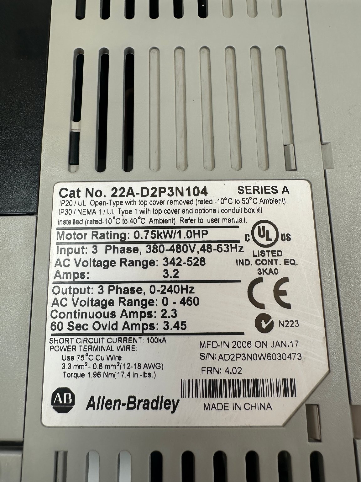 Allen-Bradley PowerFlex 4 VFD 22A-D2P3N104 1.0HP 3 Ph.,380-480v. TESTED