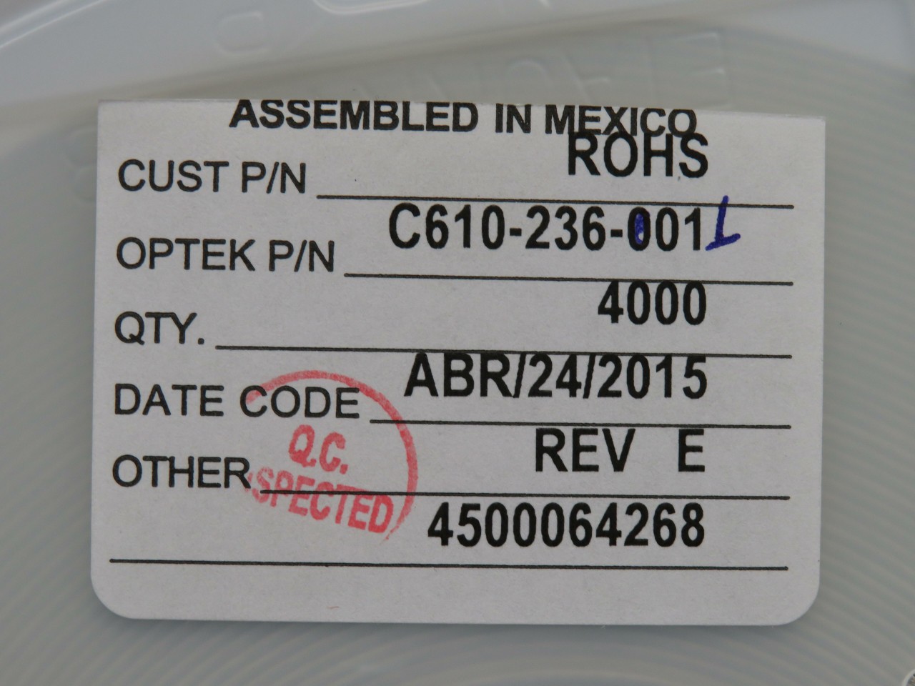 LOT OF 4000 MURATA ELECTRONICS GRM188R71H561KA01D C610-236-6011 MULTILAYER CERAM