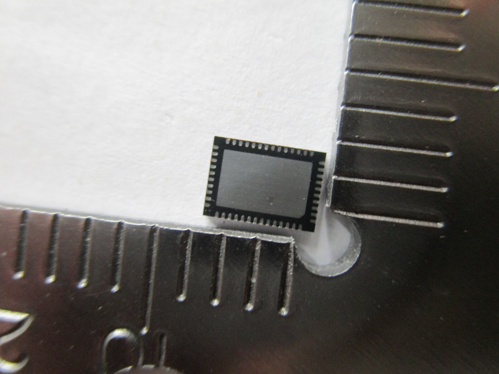 2pcs TAS5766MRMT TAS5766MRM S766M 57G6M 576GM 5766M TAS5766MRMTR VQFN48 IC Chip