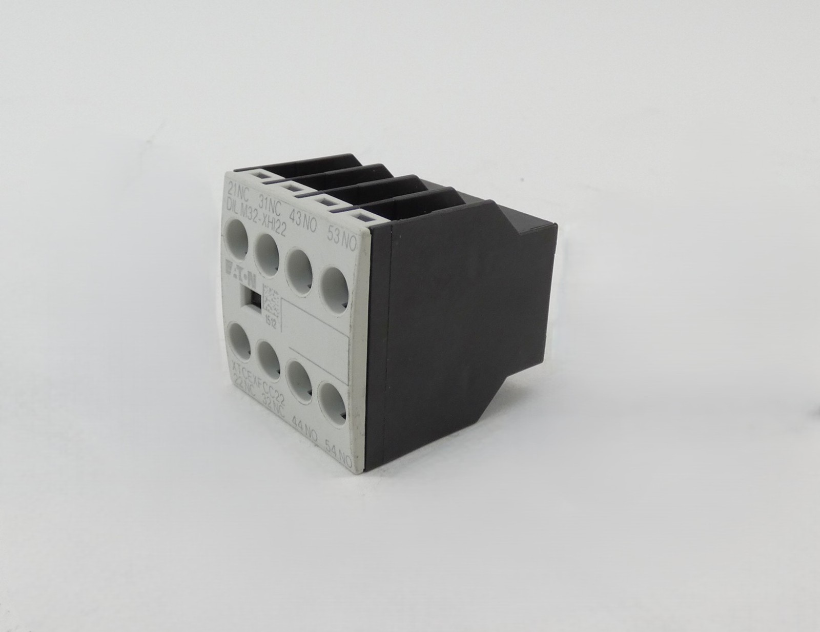 Eaton XTCEXFCC22 Auxiliary Contact Block 24V 10A