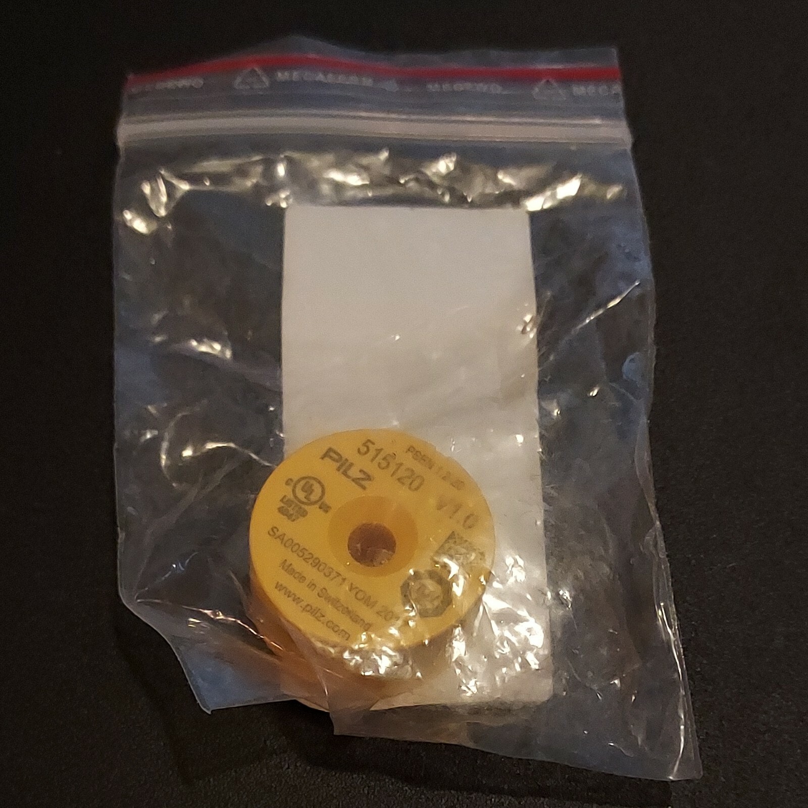 Pilz Magnetic Non-Contact Safety Switch Magnetic Actuator # 515120 Switzerland