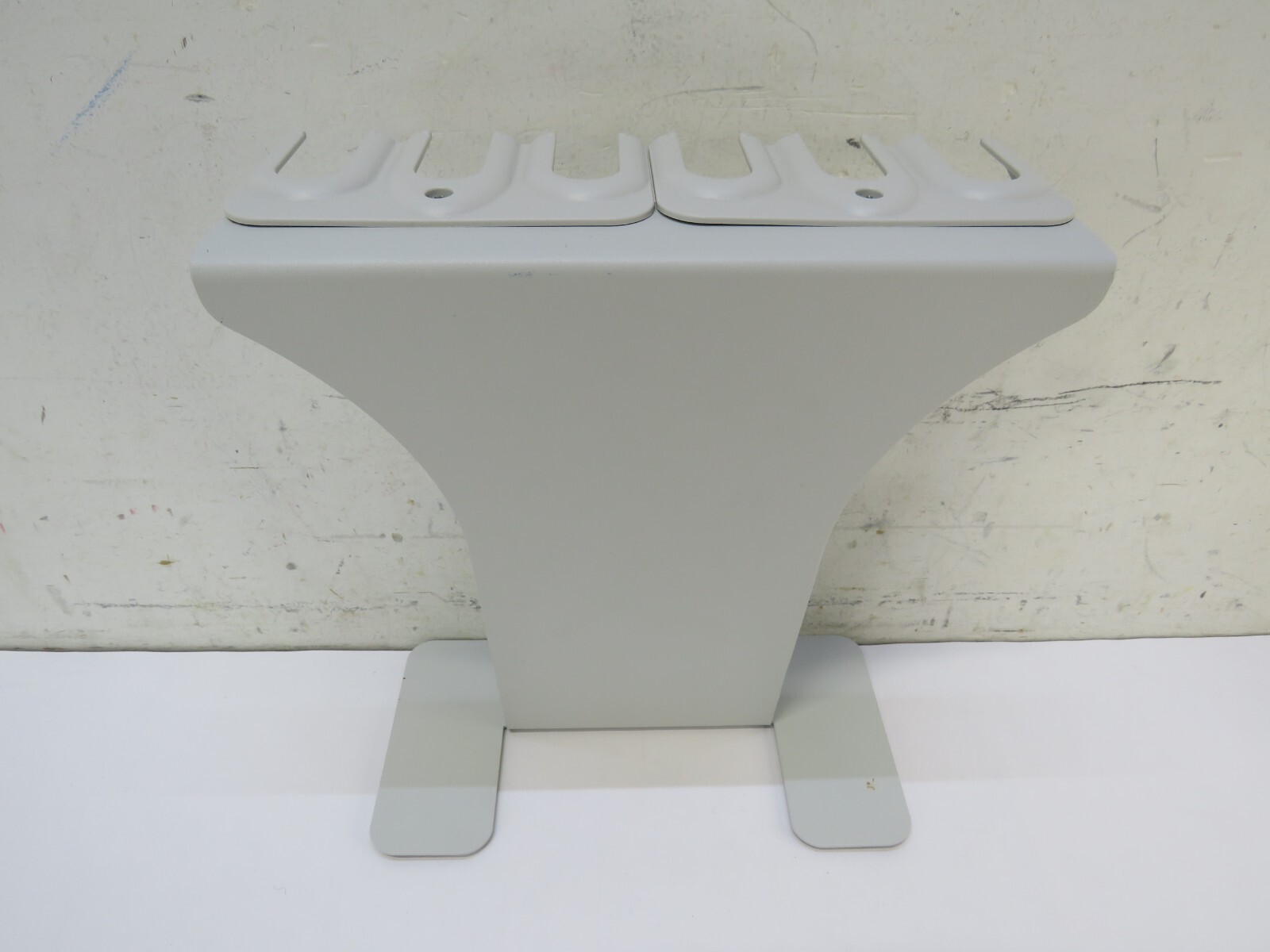Metal Pipette Holder Stand Rack for 6 Pipettors 10.5″ Tall 9″ Length 4.5″ Width