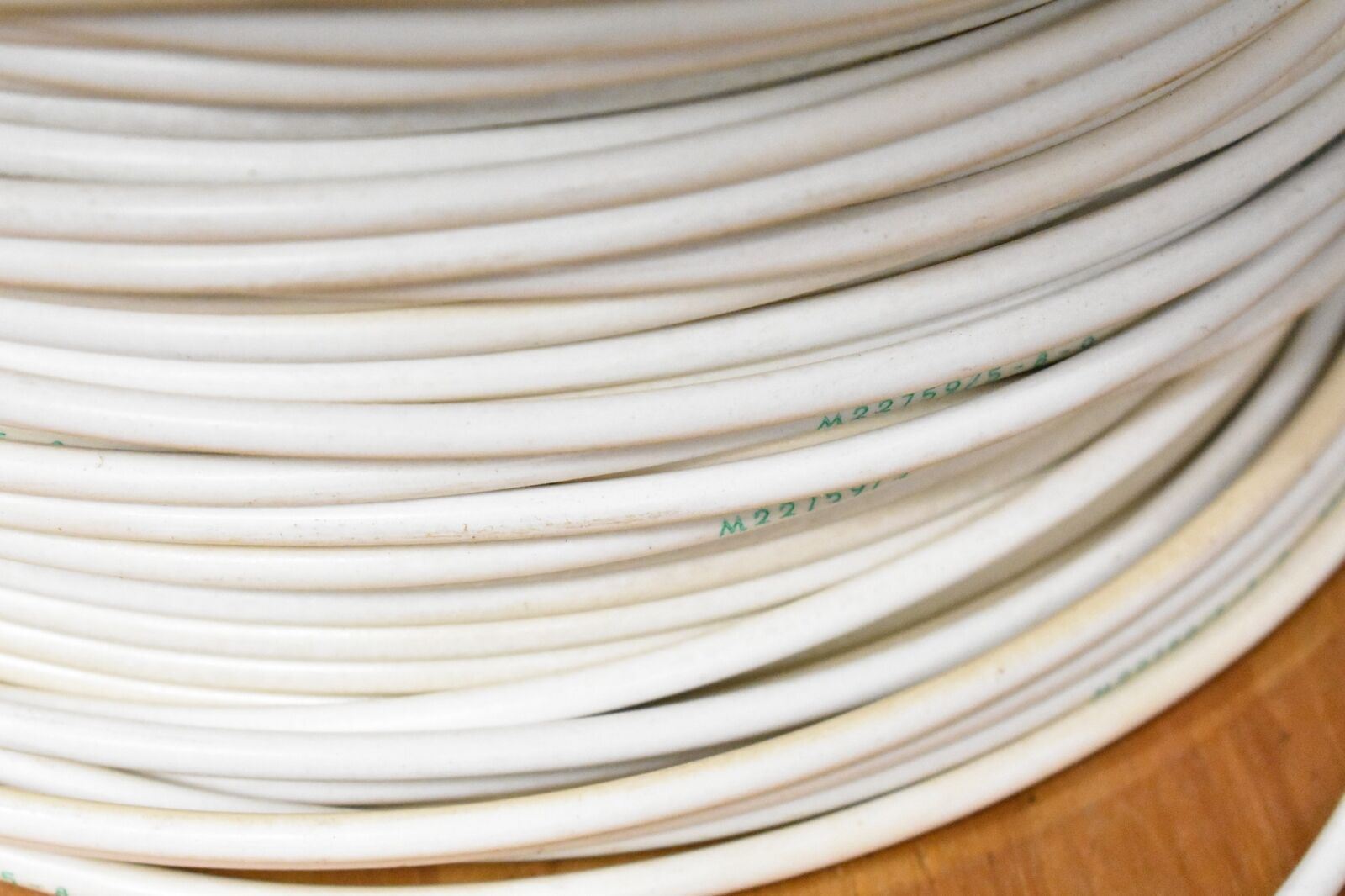 Silver-Coated Copper PTFE 8 AWG Wire M22759/5-8-9 White ( 10FT. PER SALE )