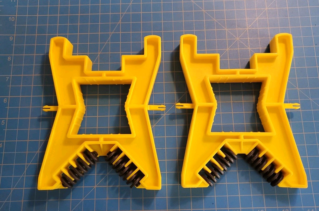 2 ROLLER GUIDE BRACE BRACKET YELLOW PLASTIC 6-1/2″ H 4-13/16 W 3/4″ T 1-5/8″