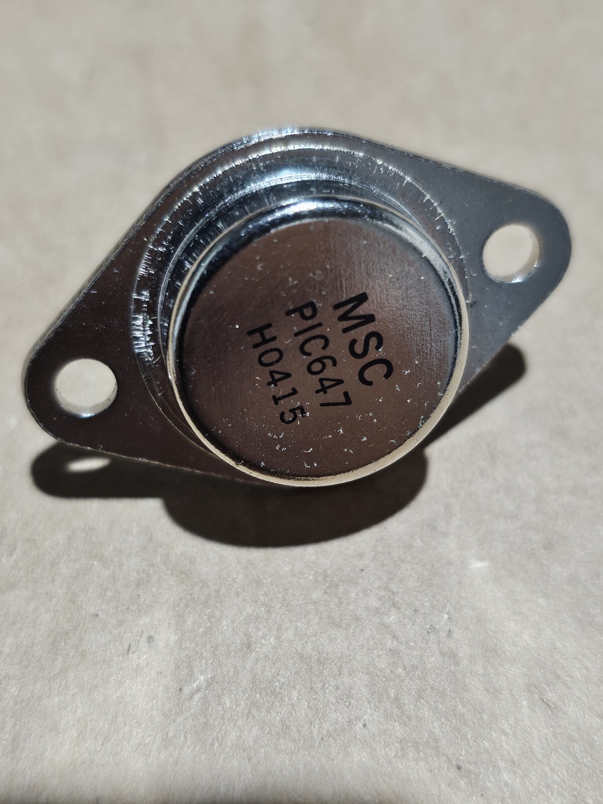 MSC PIC647 IC SWITCHING REGULATOR TO3
