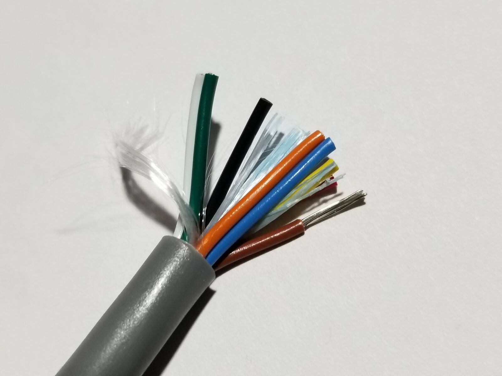 Alpha Wire 1178C 22/8C Audio/Communication/Control Cable 75C/300V Gray /25ft