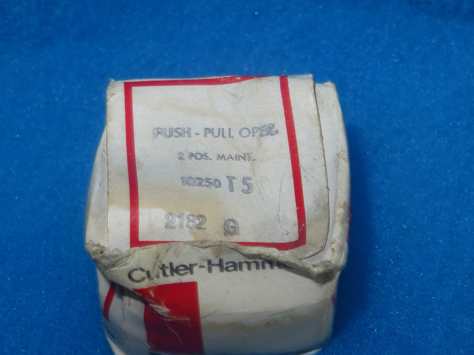 NIB Eaton 10250T5 2 Position Maintained Push Pull Operator + 1 Year Warranty