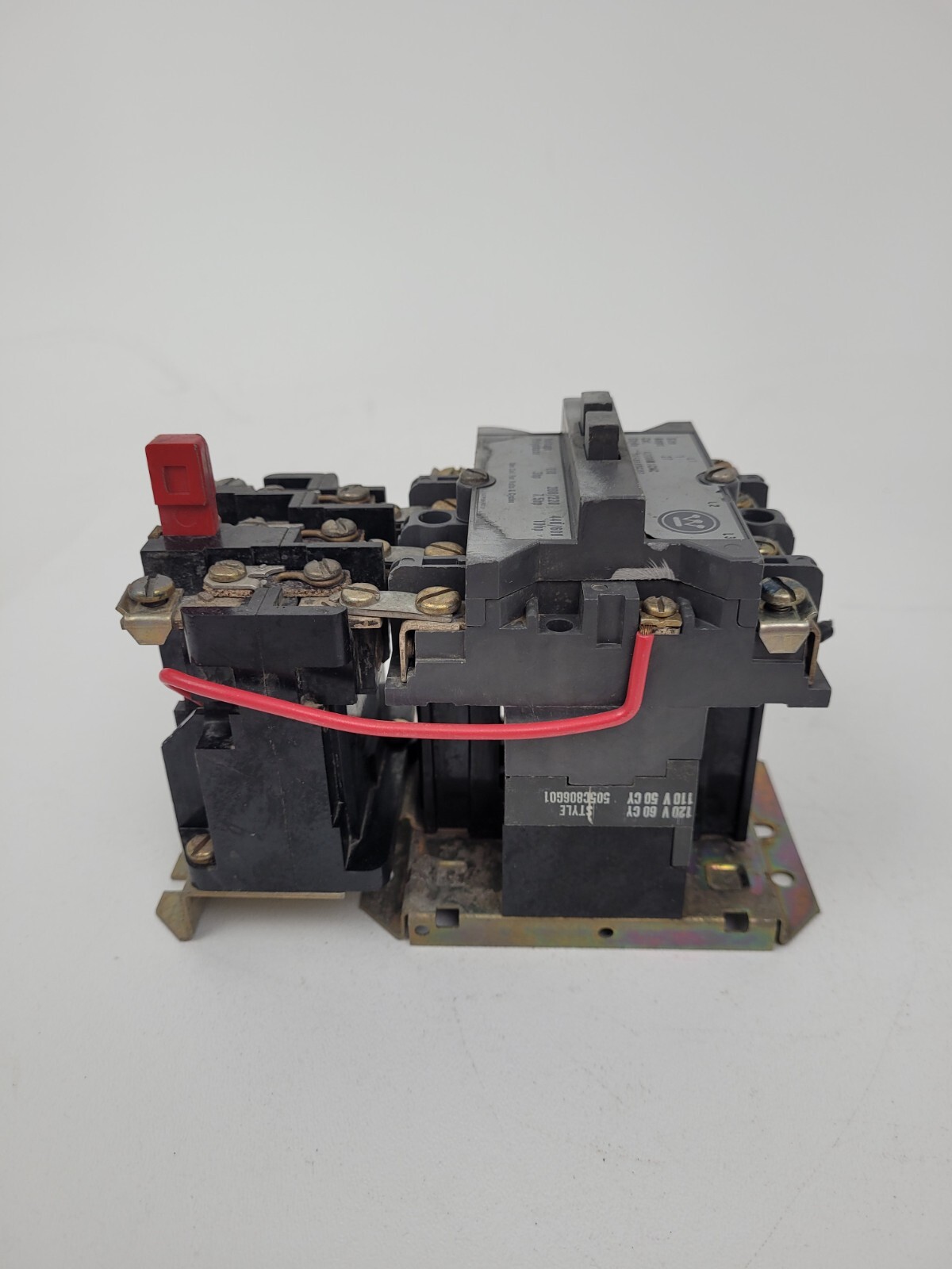A200M1CAC Westinghouse 27 Amp NEMA Size 1 Starter 120V Coil – Next Day Option