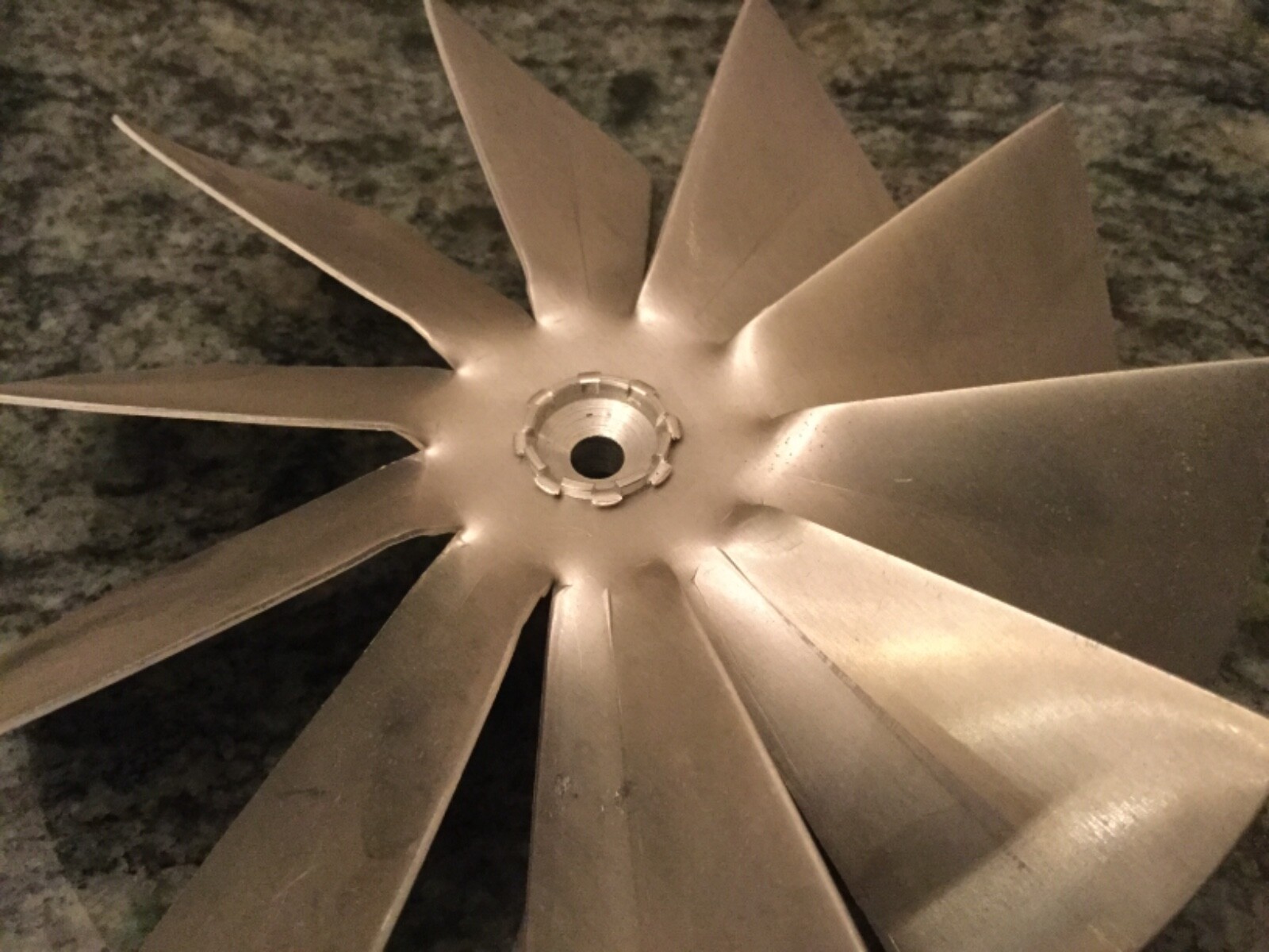 10 blade aluminum cooling fan 3/16 inch mount x 4 1/2 inch x 1 1/4 wide 300 cfm