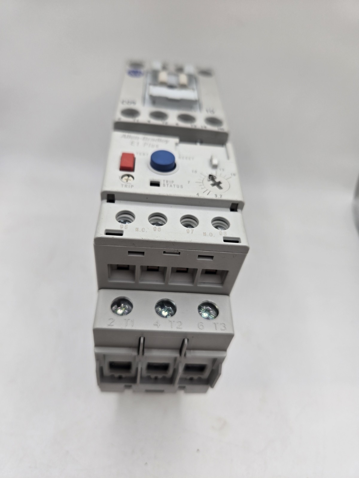Allen Bradley 100-C09E10 Contactor with 193-EEDB 3.2-16 Overload Relay Combo