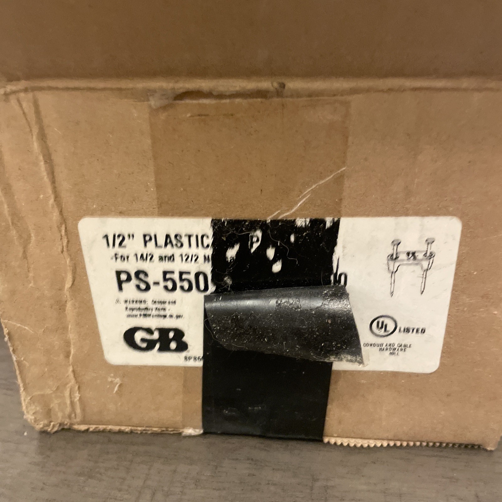 1/2″ Plastic Stacking Staples for (2) 14/2 & 12/2 Gardner Bender