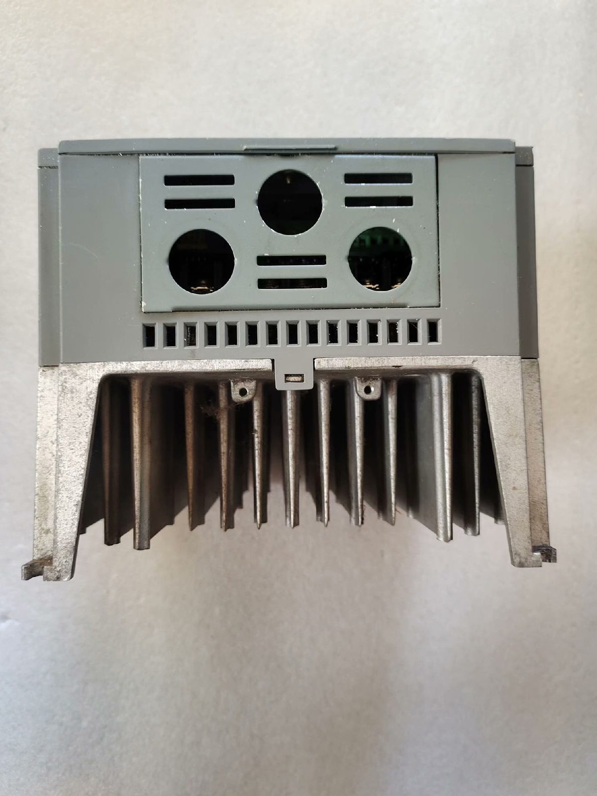 one N2-403-M3 2.2kw/380v Welcome counteroffer