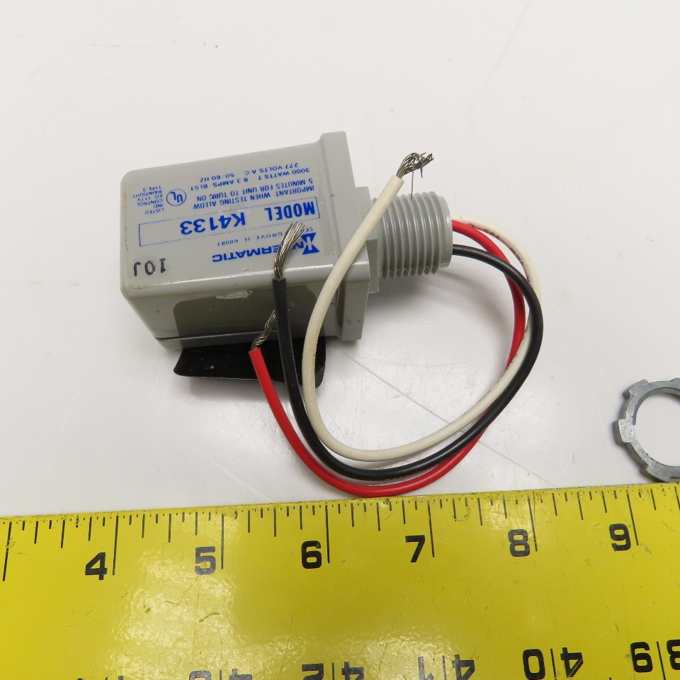 Intermatic K4133 2000W 277VAC 50/60Hz Photo Controller