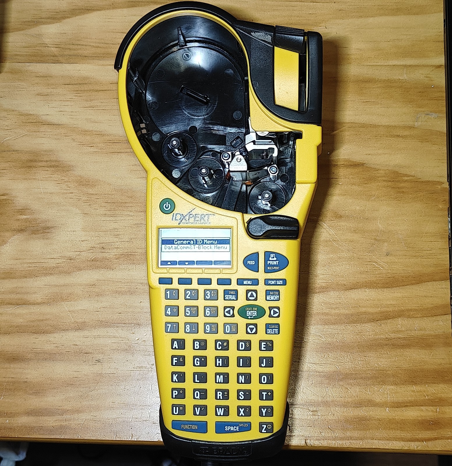 Brady IDXpert Handheld Label Maker w/ Case 7 Cartridges + Charger INCLUDED RS232