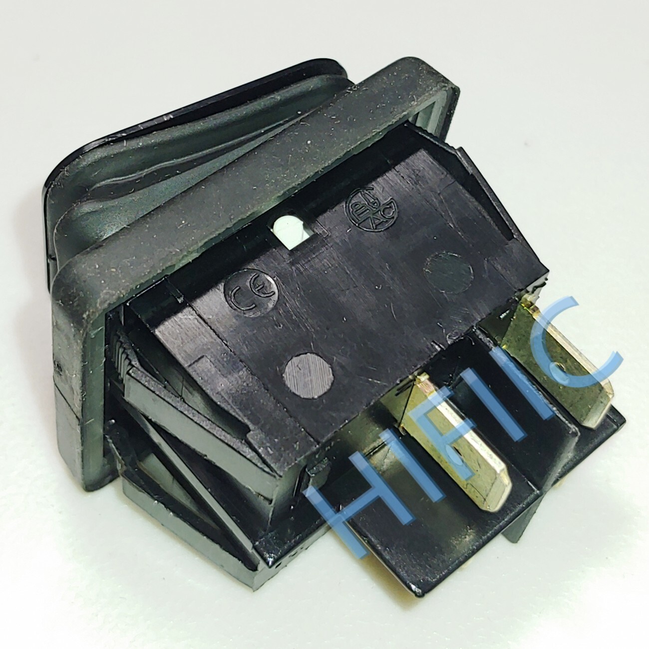 EVEREL B4… ON-OFF Switch 4 Pin IP55 Waterproof and Dustproof Black