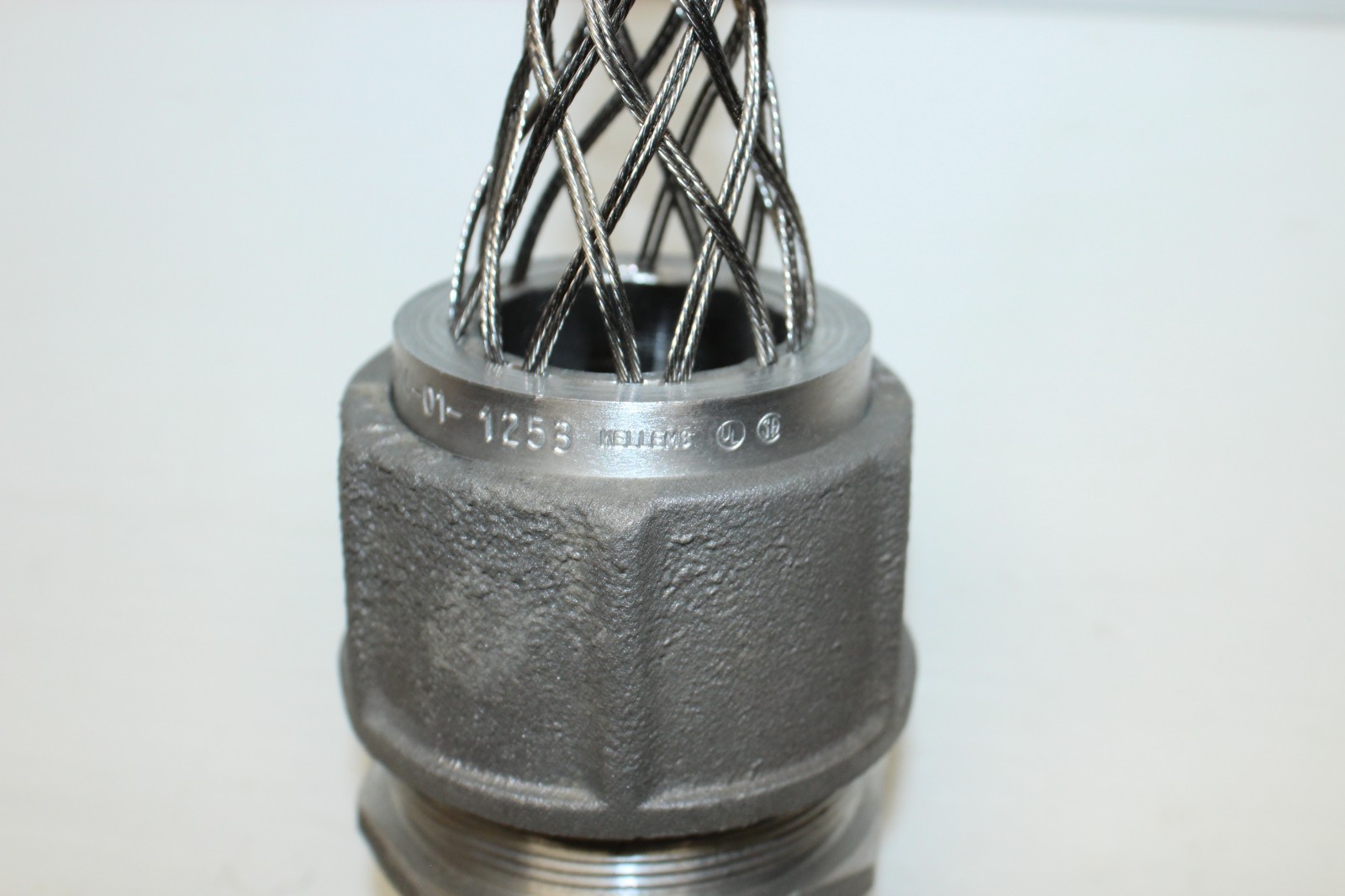 ⭐NEW⭐ 1-1/2″NPT HUBBELL 074011253 KELLEMS CABLE CORD GRIP 1.312-1.437″