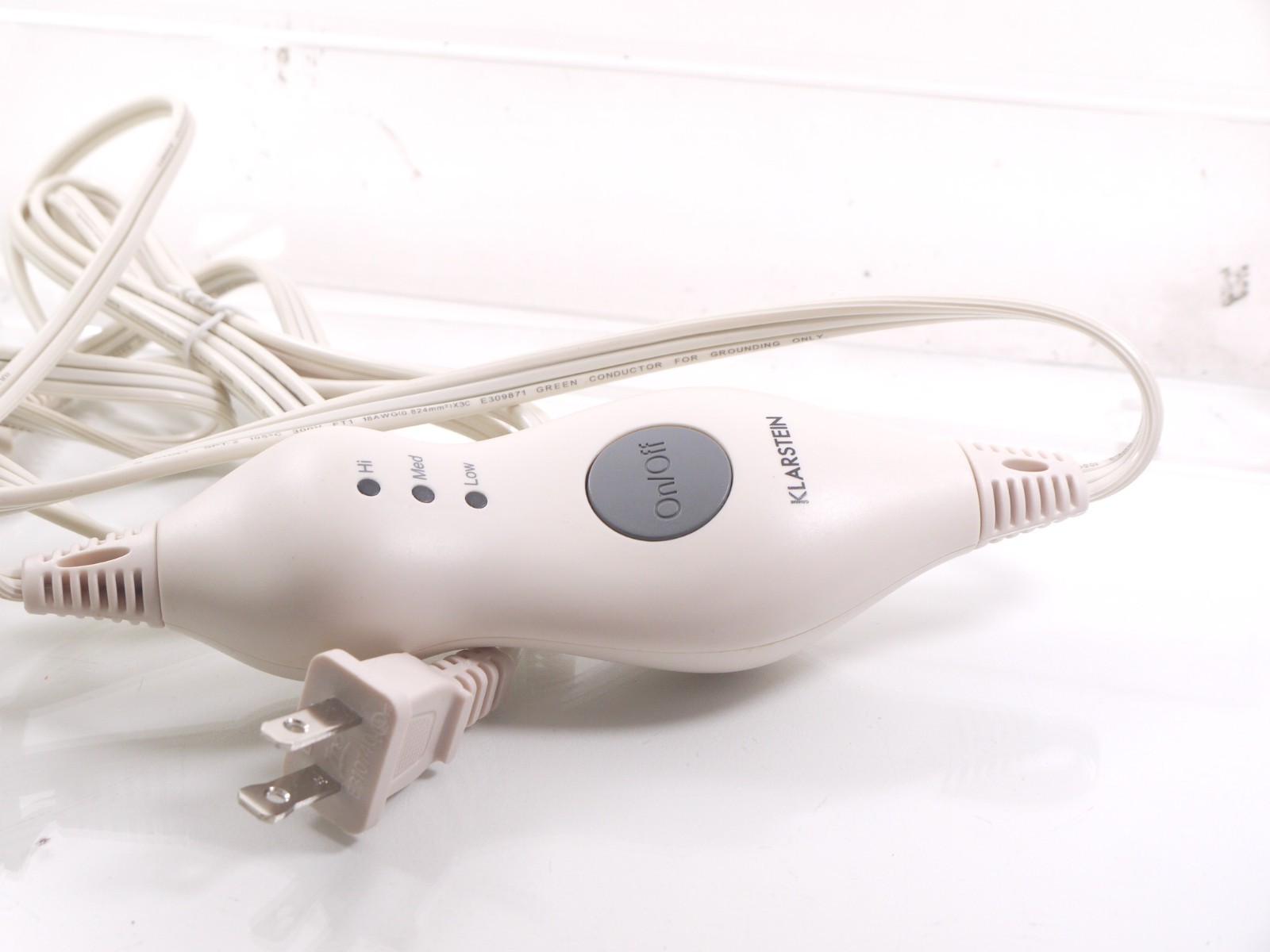 klaristein HEATED THROW CONTROLLER MODEL NA-T12A. VOLTAGE 120V. WATTS 115W.HRTZ