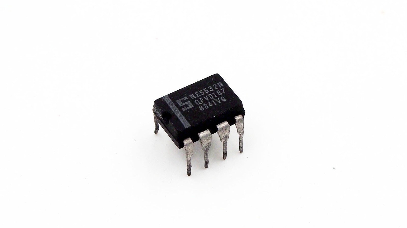 NE5532N Signetics dual low noise Op-Amp IC DIP-8 vintage used
