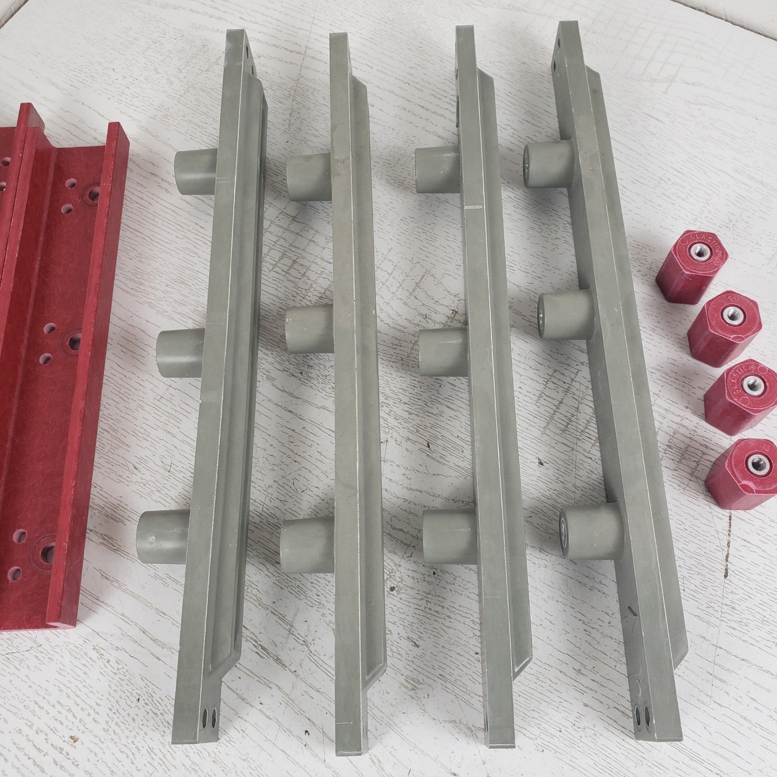 Electrical Panel Busbar Support Insulators And Standoff Insulators Lot