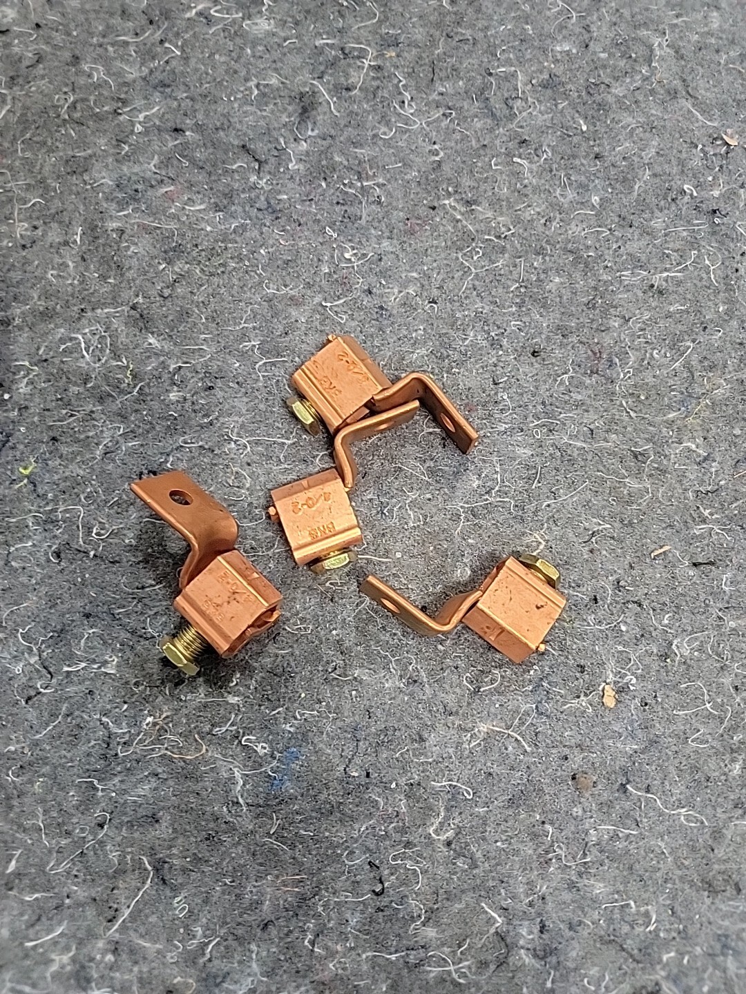4 Thomas & betts BTC4102 Single Barrel Copper Terminal Lug