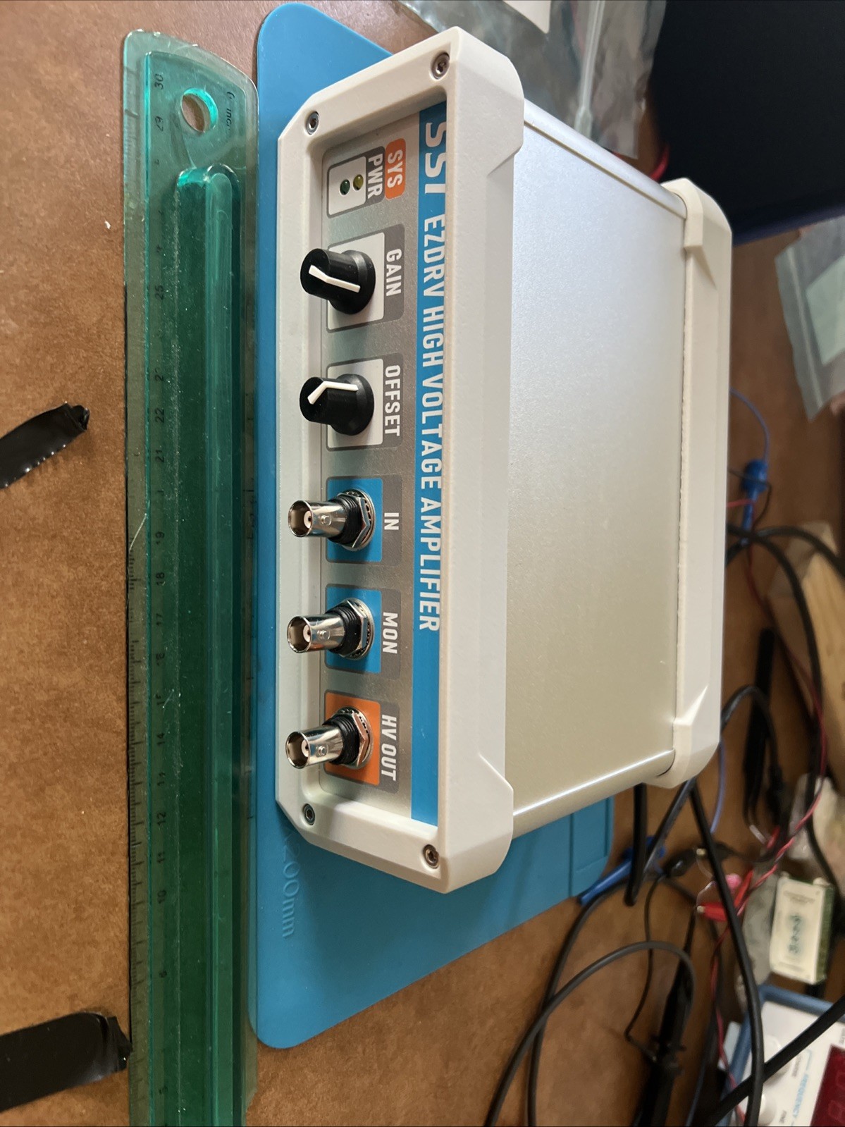 High Voltage Amplifier 0-300V