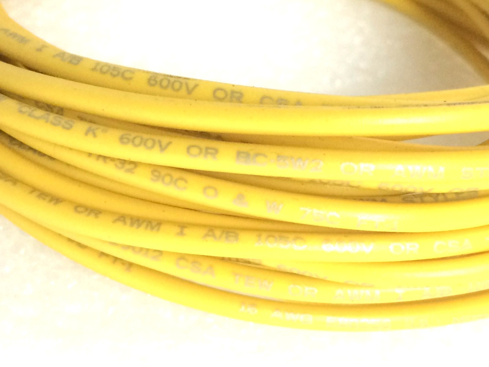 16 AWG MACHINE TOOL WIRE E-80256 UL MTW 600V BC-5W2 24Ft Yellow Qty 2