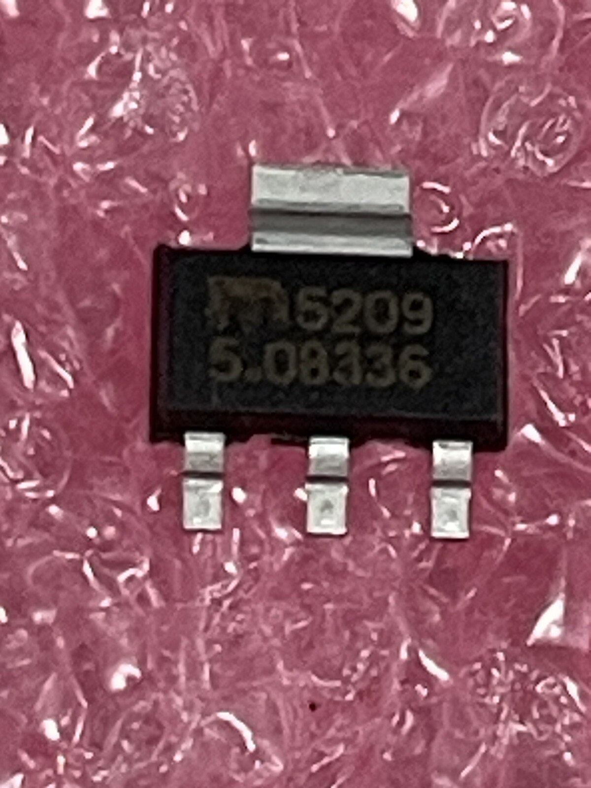 MIC5209-5.0BS IC REGULATOR LINEAR 5V 500mA SOT223-3 MICREL (LOT OF 10)