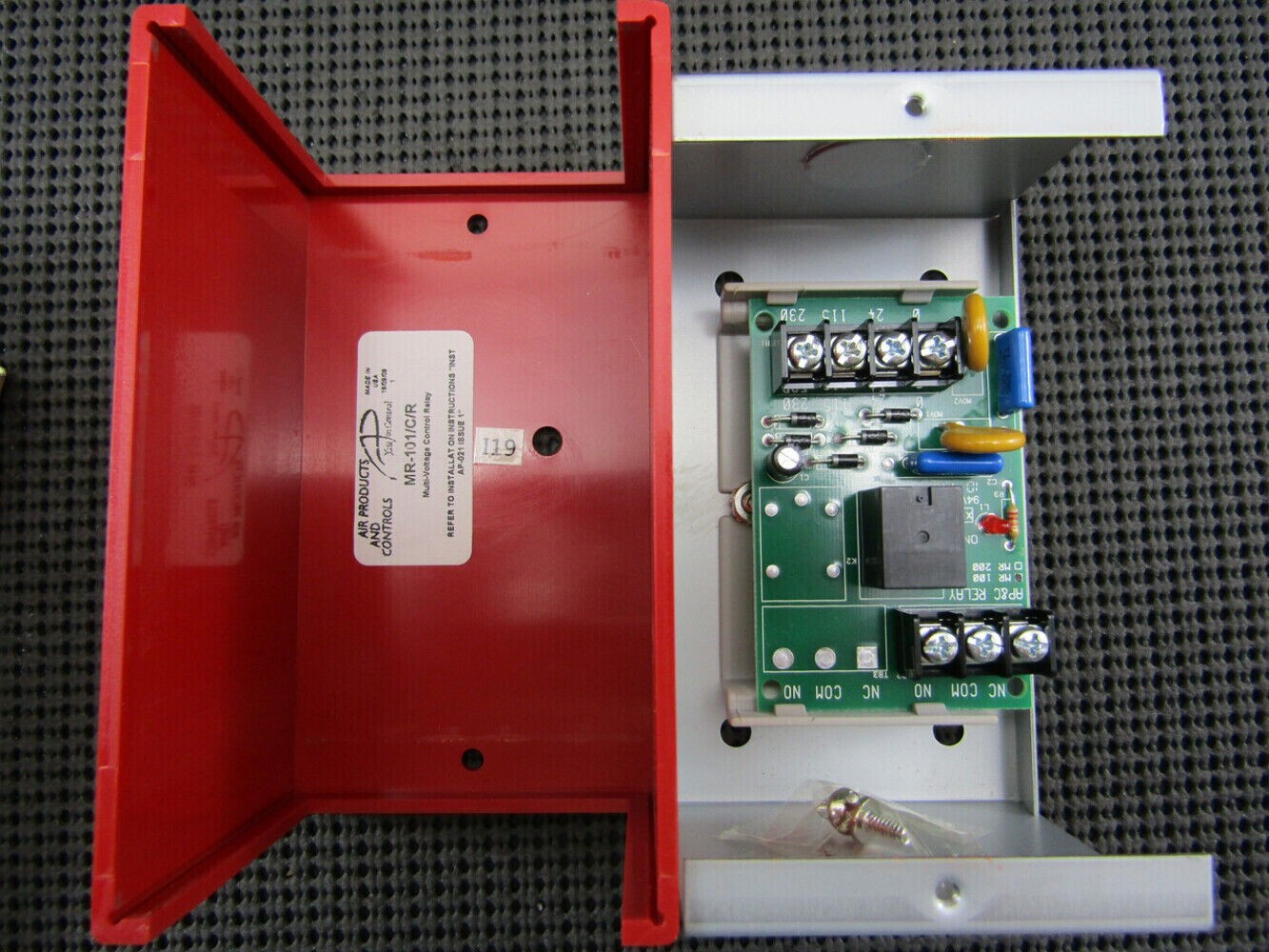 GatorGate SSU-MR-101/C/R 24V 120/230V SPDT 10A Multi-Voltage Relay – New In Box