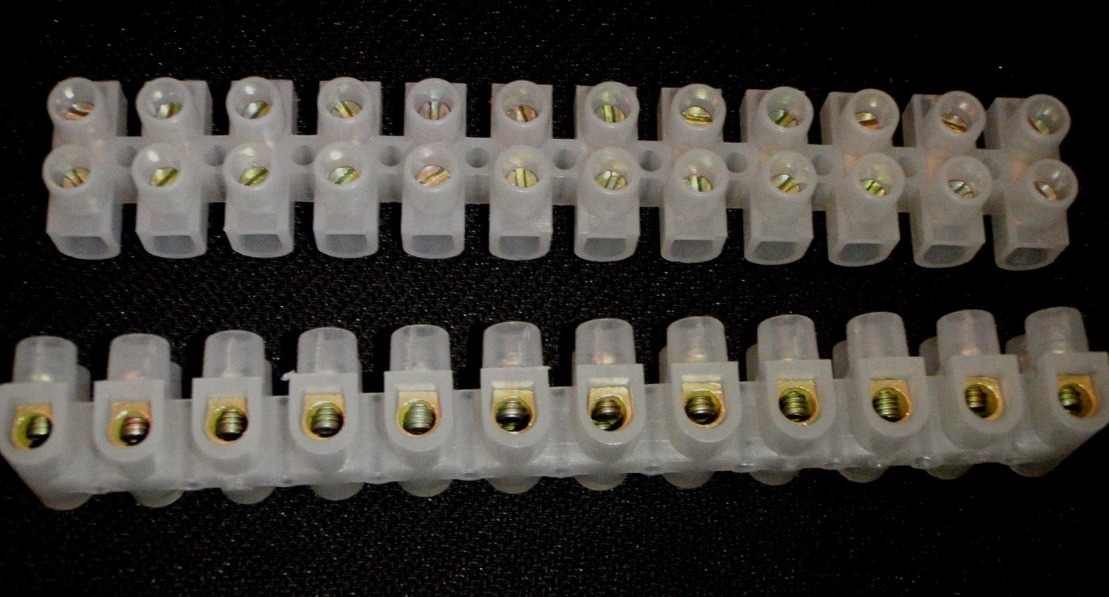 2 PC WIRE TERMINAL STRIP 20A CAPACITY BLOCK #18-12 AWG