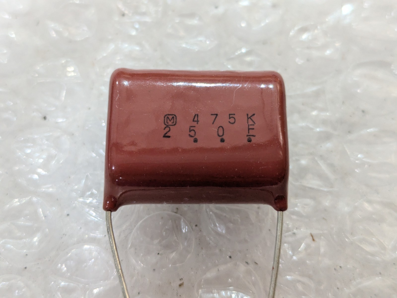 Panasonic ECQ-E2475KF Film Capacitor 4.7uF 250V 10% Radial Polyester Lot of 101
