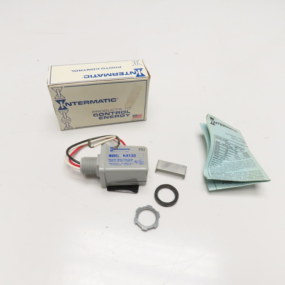Intermatic K4133 2000W 277VAC 50/60Hz Photo Controller