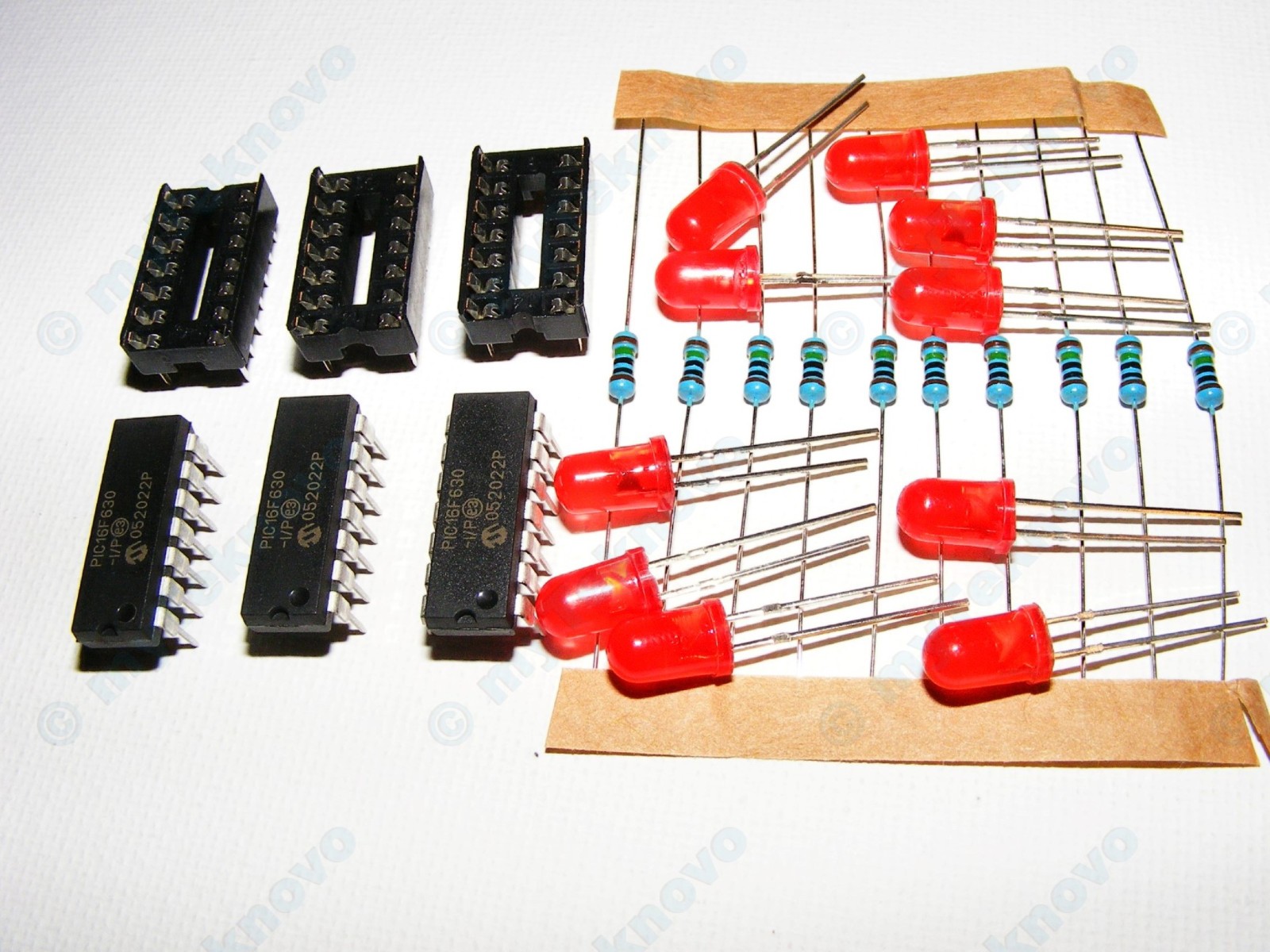 3x Bundle PIC16F630-I/P IC MCU + 3x IC Sockets + 20x LED Resistor Pack 5V – USA