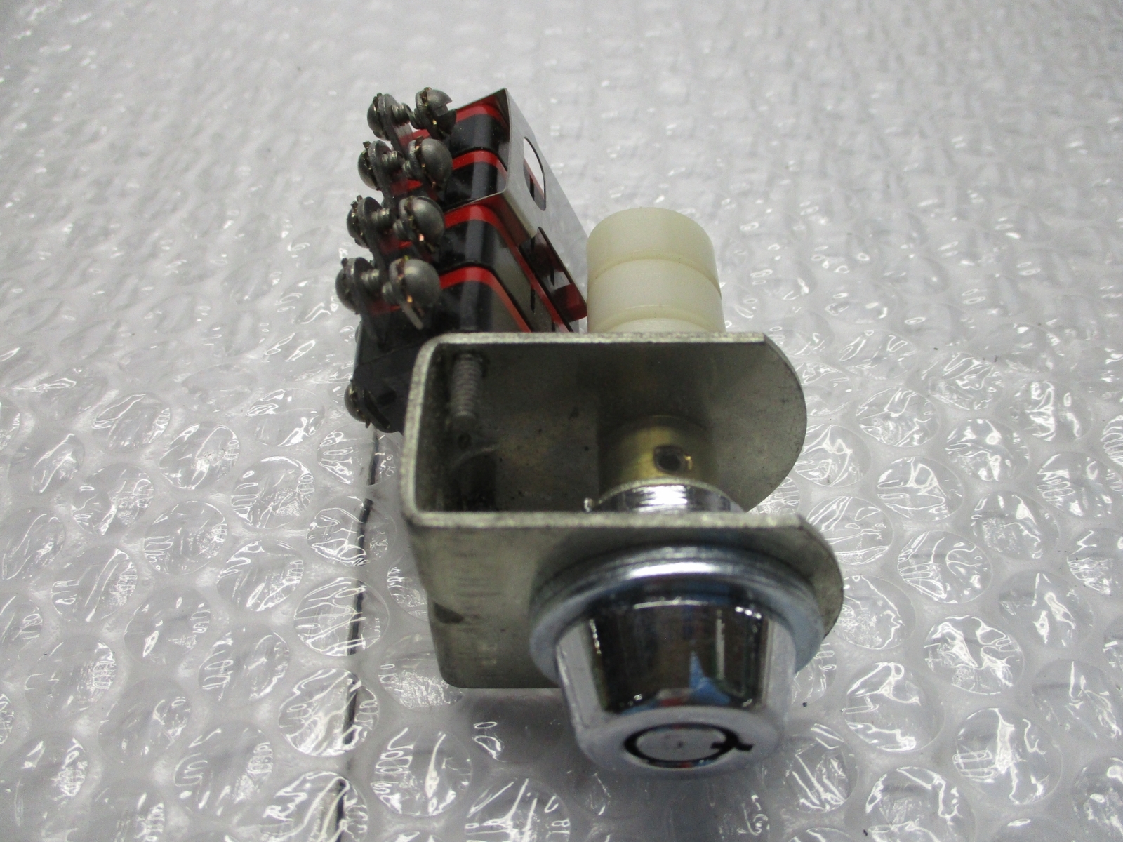 INDUSTRIAL SPARE EXA-112-4 47047 LOCK W/OUT KEY NSNP