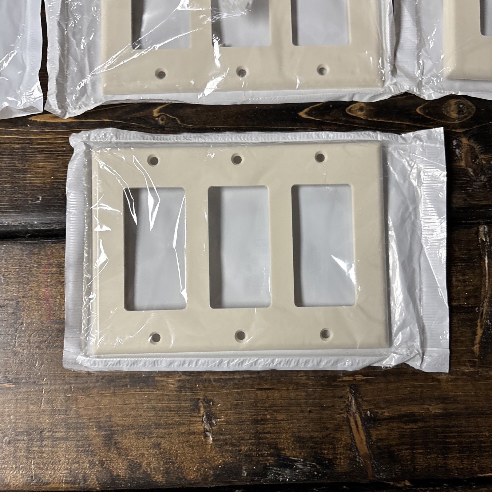 (6) Leviton 80411-T, Light Almond, (3) Decora/GFCI, 3-Gang, Standard Wallplate