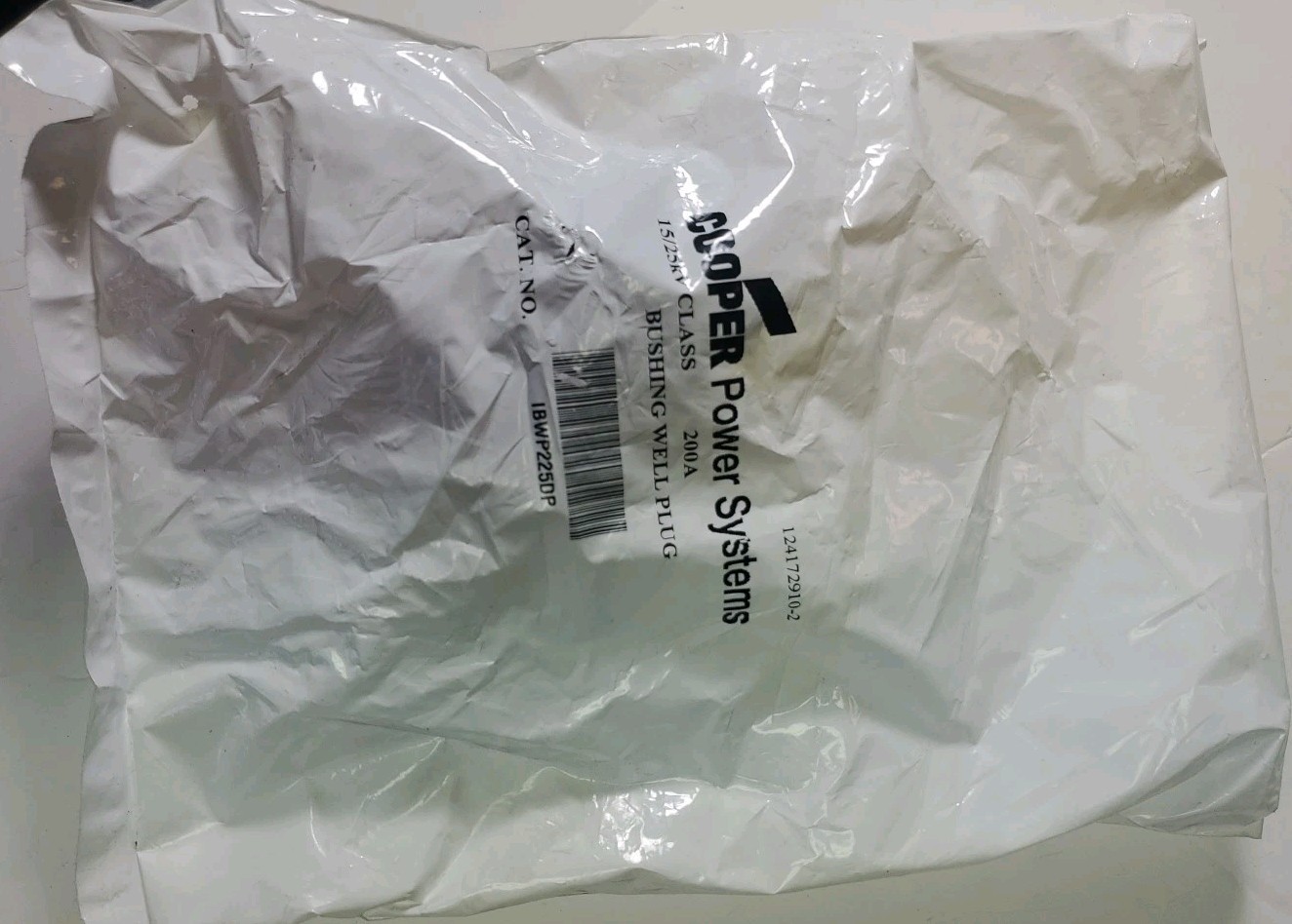 Eaton IBWP225 Bushing Well Plug 200A 15/250KV Class